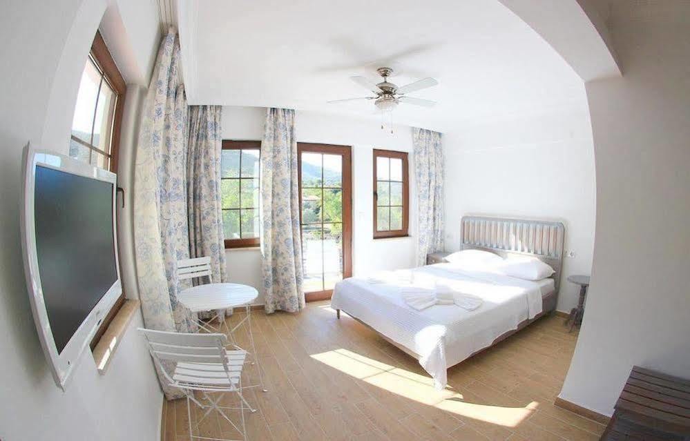 Mavi Deniz Konuk Evi Selimiye  Bagian luar foto